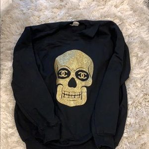 Skull sweatshirt